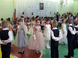 30 января состоялся литературный бал в начальной школе в рамках литературного проекта, посвященного 220-летию со дня рождения А.С.Пушкина